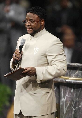 Eddie Long Denies Rumors Wife Left Him