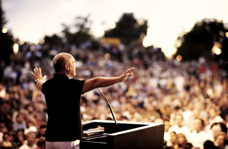 Nearly 3,000 Accept Christ at Auckland Harvest