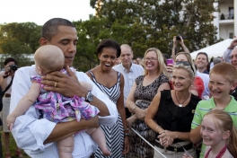 Obama Reflects on His Dad, Proclaims June 19 Father’s Day