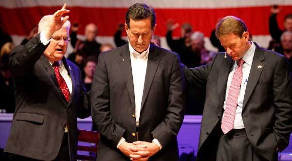 Reuters-Rick-Santorum-pastor-Tony-Perkins-photog-Sean-Gardner