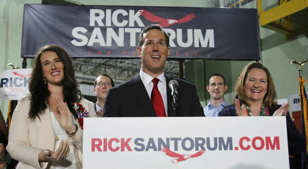 2015 politics Reuters Rick Santorum Podium