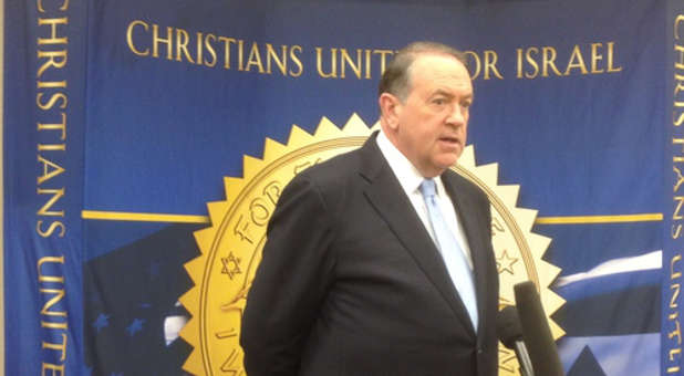 How Huckabee Plans to Fix Judicial Tyranny