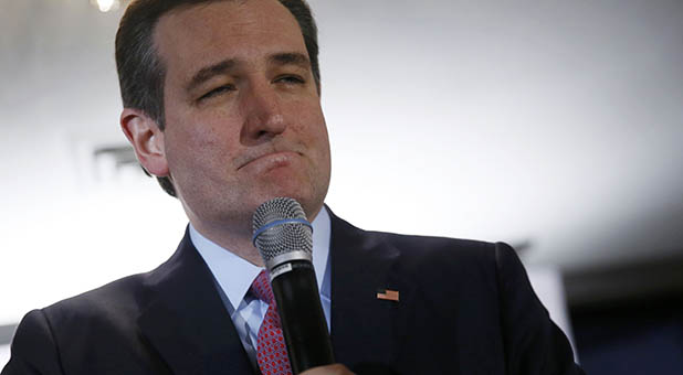 Talk Radio Giant Tells Listeners to Vote for Ted Cruz