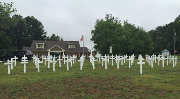 Liberty Counsel Promises Legal Defense for Georgia City’s Memorial Day Cross Display