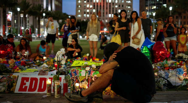 Orlando shooting mourners