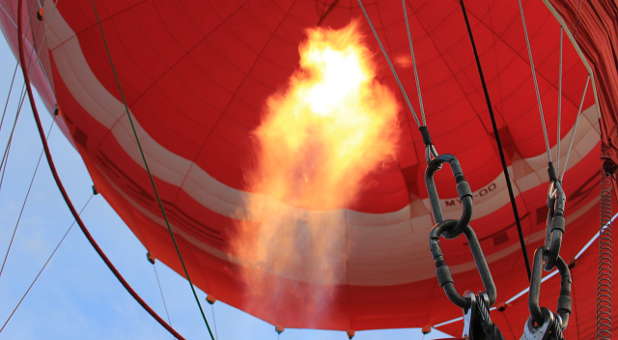 Hot air balloon