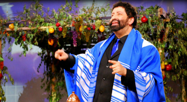 Jonathan Cahn—New York Times best-selling author of the international sensation The Harbinger—is back, this time mixing potent Bible passages and end-times insight in The Book of Mysteries. The book debuted as a best-seller and continues to surprise Cahn himself.