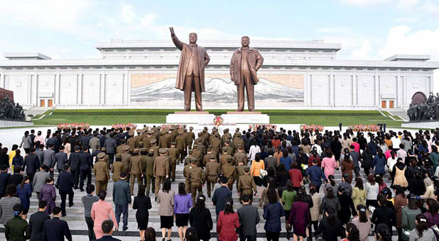 2017 07 North Korea Kim Statues Reuters