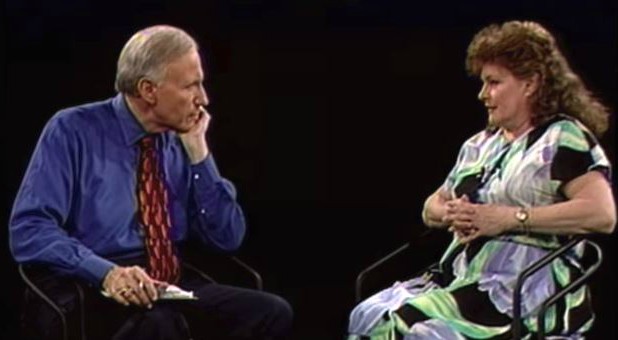 Sid Roth interviews Jeannette Meadows.