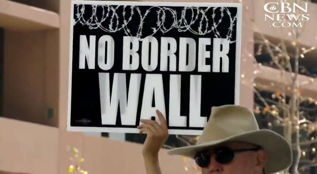 2018 02 Border wall