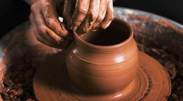 2018 blogs Love Leads GettyImages pottery