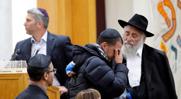 Rabbi Urges Attorney General Not to Pursue Death Penalty for Mass Shooter Who Attacked His Synagogue