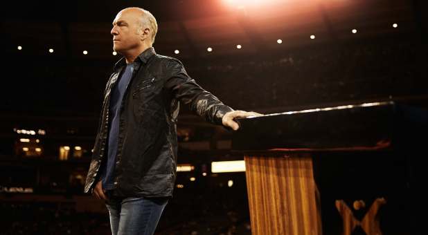 Why Greg Laurie Is Believing for a Jesus Revolution in California This Weekend