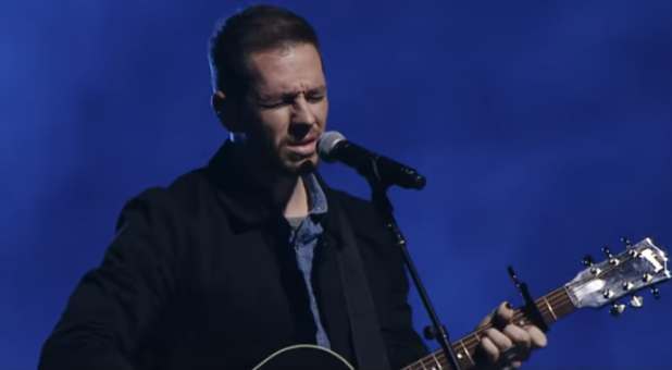 Hillsong Worship Leader Marty Sampson Clarifies That His Faith Is on ‘Incredibly Shaky Ground’