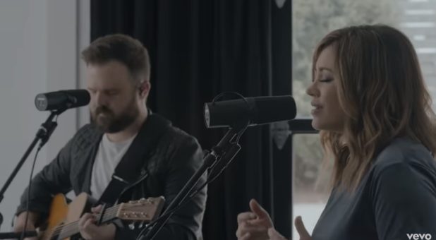 Kari Jobe, Cody Carnes Pray Over Trump in White House: ‘I’ve Been in Tears All Day’