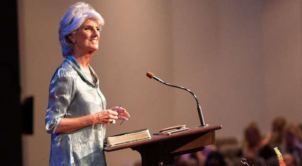 Anne Graham Lotz: How to Find God’s Glory in the COVID-19 Battle