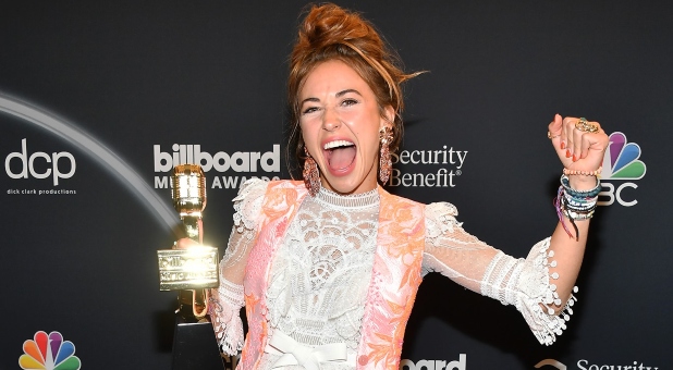 Lauren Daigle Wins Billboard Top Christian Artist