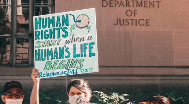 images maria oswalt abortion ban unsplash