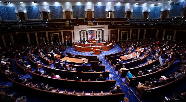 Congress Resumes Joint Session to Address Electoral College Vote Count