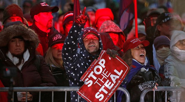 Patriots Descend on DC to Rally While Congress Meets to Vote on Election