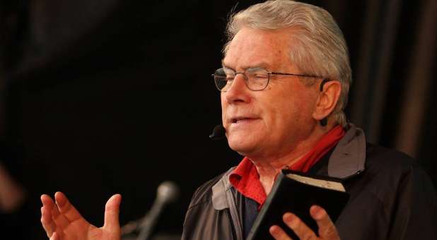 Key Charismatics, Other Faith Leaders Respond to Death of Famed Evangelist Luis Palau