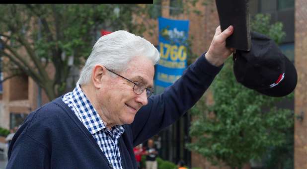 Evangelist Luis Palau Moves to Hospice Care, Declines Further Treatment