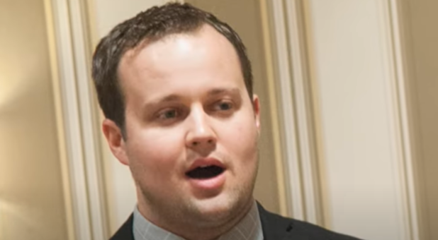 Former Reality TV Star Josh Duggar Sentenced to 12 Years in Child Porn Case