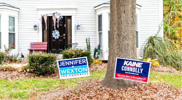 2022 10 Brown political signs