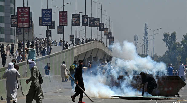 Pakistan Erupts in Nationwide Protests as Political Rivals Arrested