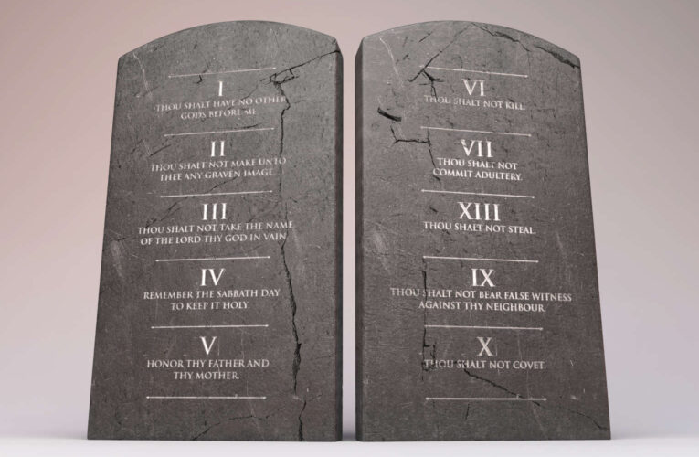 Are the Ten Commandments Returning to Classrooms?