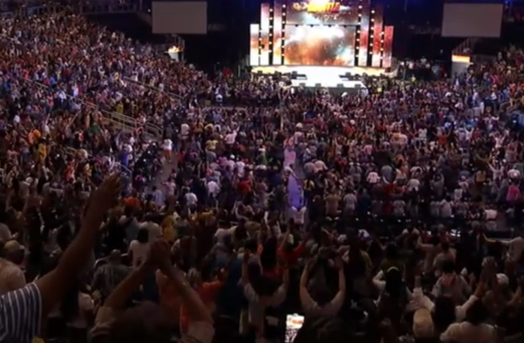 MIRACLE: 17,000 Unite for Mass Deliverance