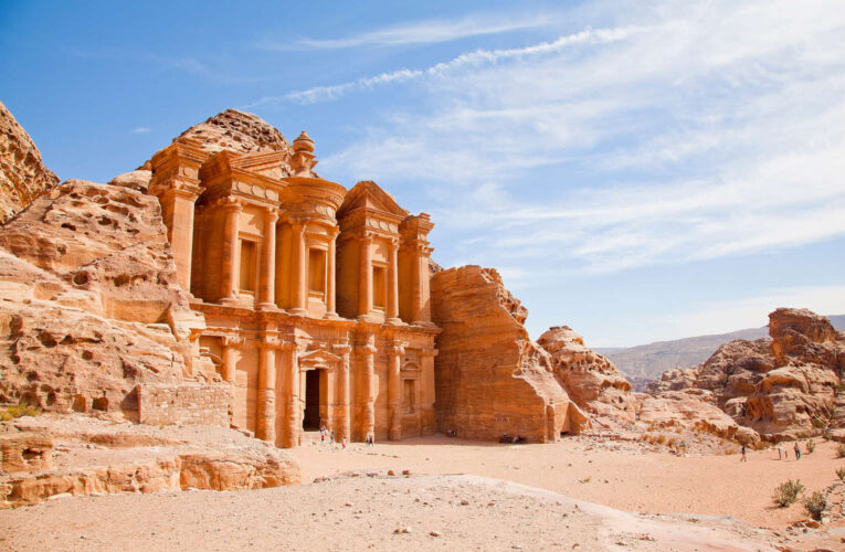 ‘Holy Grail’ Found in Secret Underground Chamber of Petra