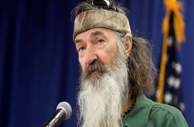 Heartbreaking Diagnosis for Phil Robertson Sparks Surge of Prayers