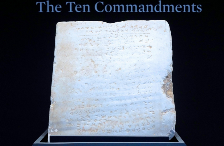 Ancient 10 Commandments Tablet to Be Auctioned, but There’s a Hitch