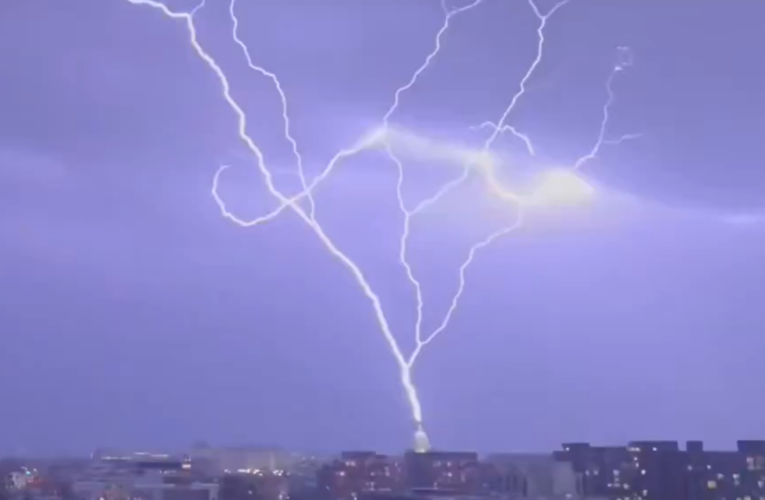 Was the New Year’s Eve Lightning Phenomenon a Prophetic Symbol?