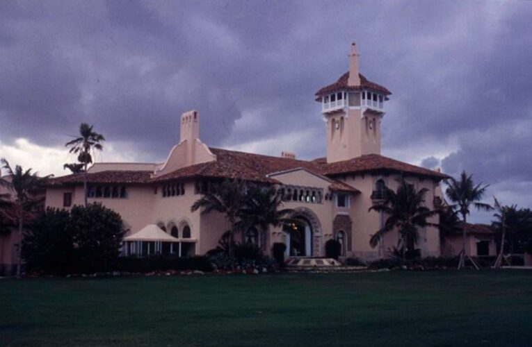 Morning Rundown: Mar-a-Lago Erupts in Praise and Worship