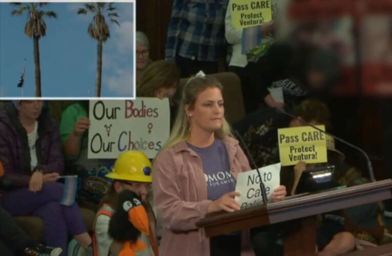 ‘We Don’t Do Prayer’: Mayor Silences Christian Mom Who Dared to Pray for Her City