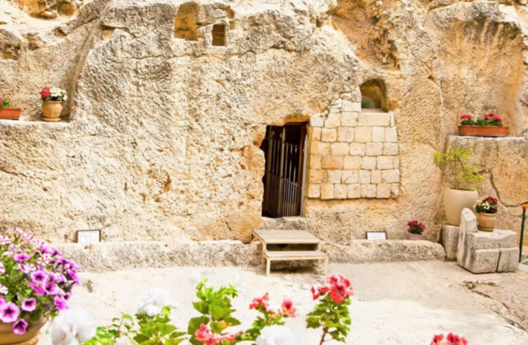 Shocking Signs Still Appearing at the Garden Tomb—2,000 Years After the Resurrection!