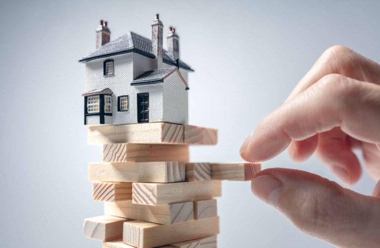 The Collapse of US Home Sales Is Here